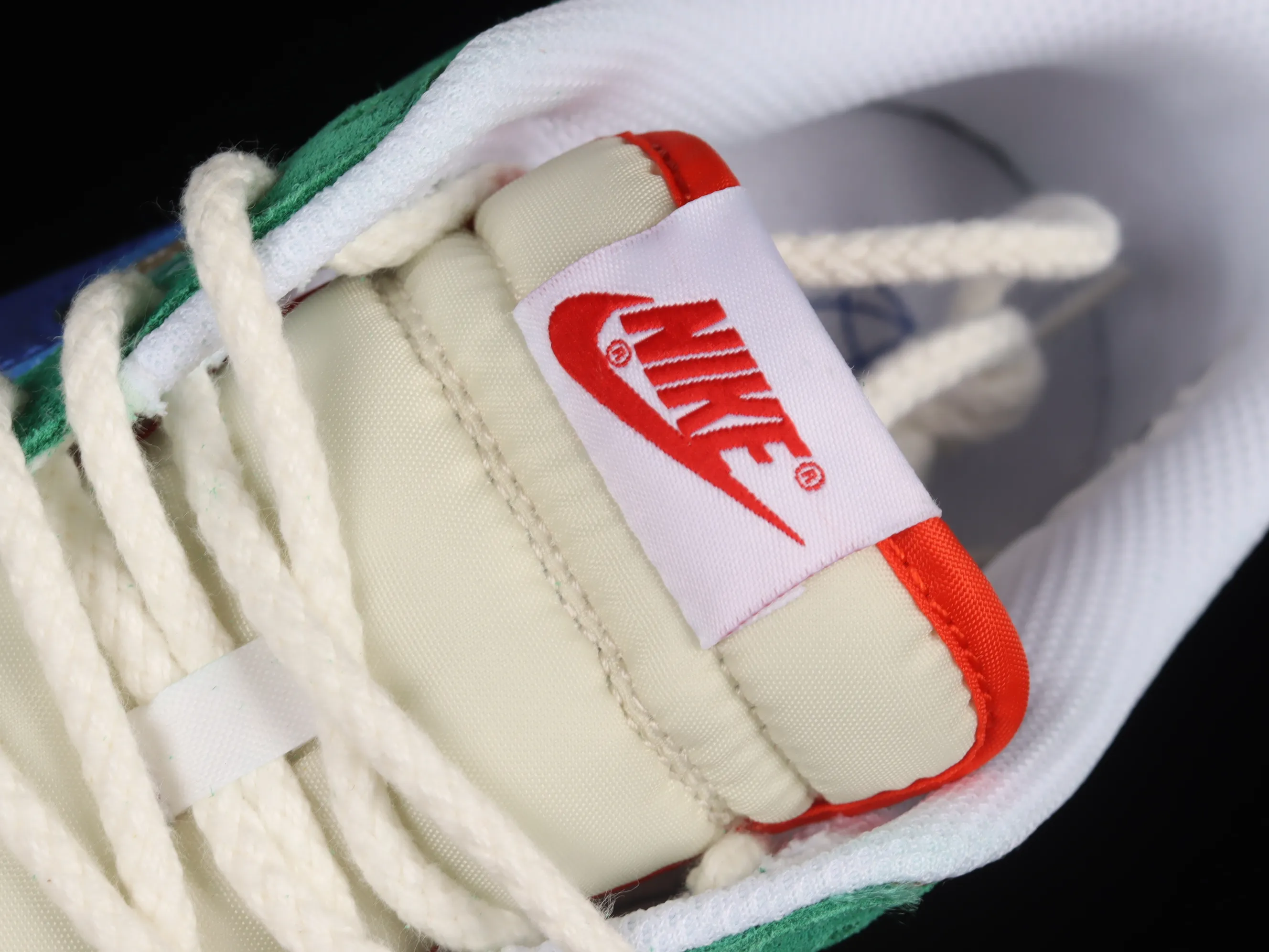 All categories Nk SB Dunk series Nk SB Dunk Low low-top sneakers F version Nk Dunk Low "Foam Finger" foam finger SB low-top casual sneakers DZ5184-300